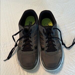 Skechers. Men's Gray and Black golf sneakers.